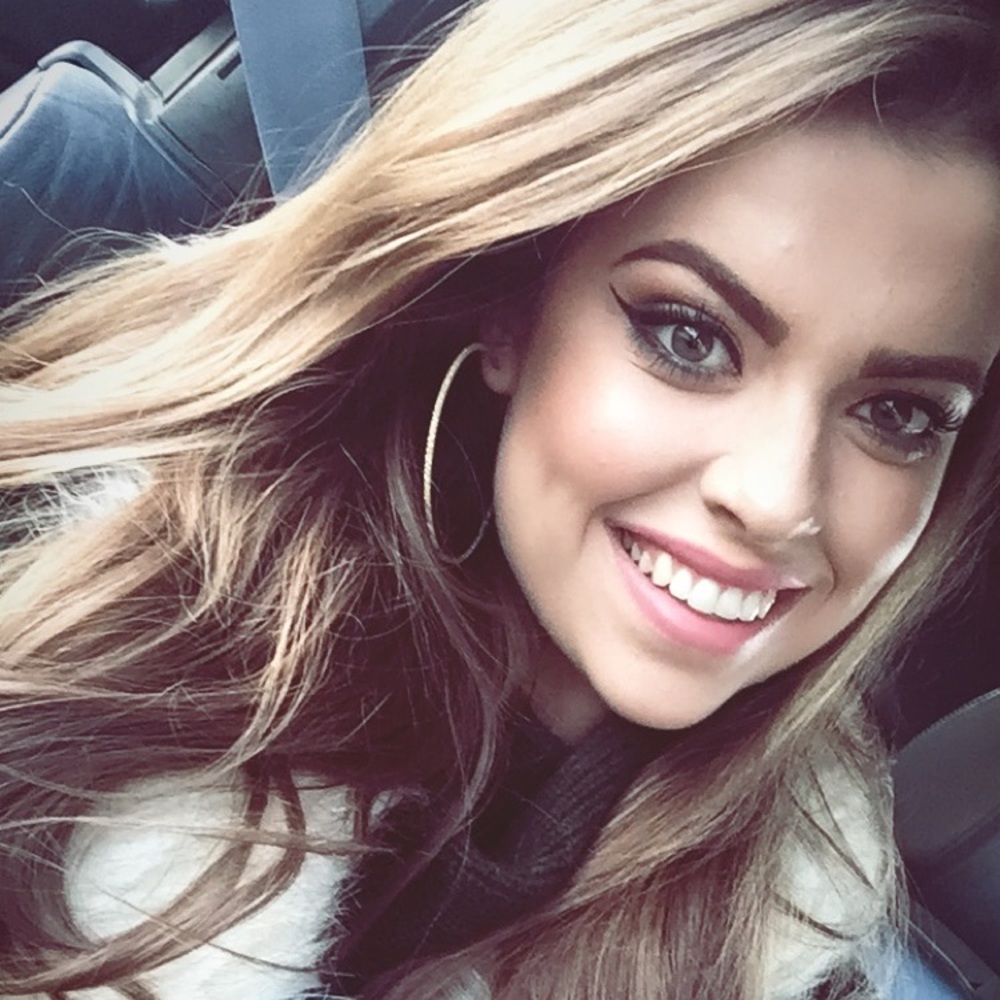 Meet your Posher, Brooke